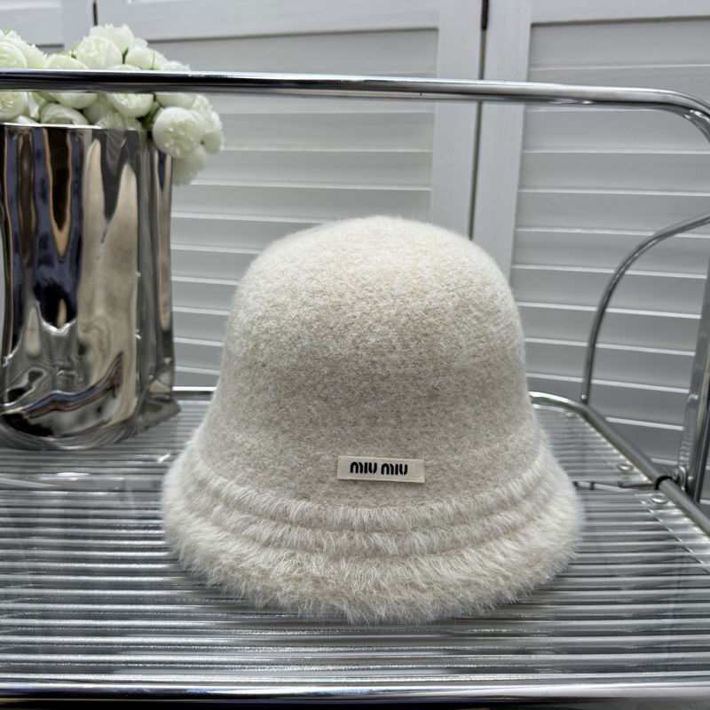 Miumiu hat dx (103)