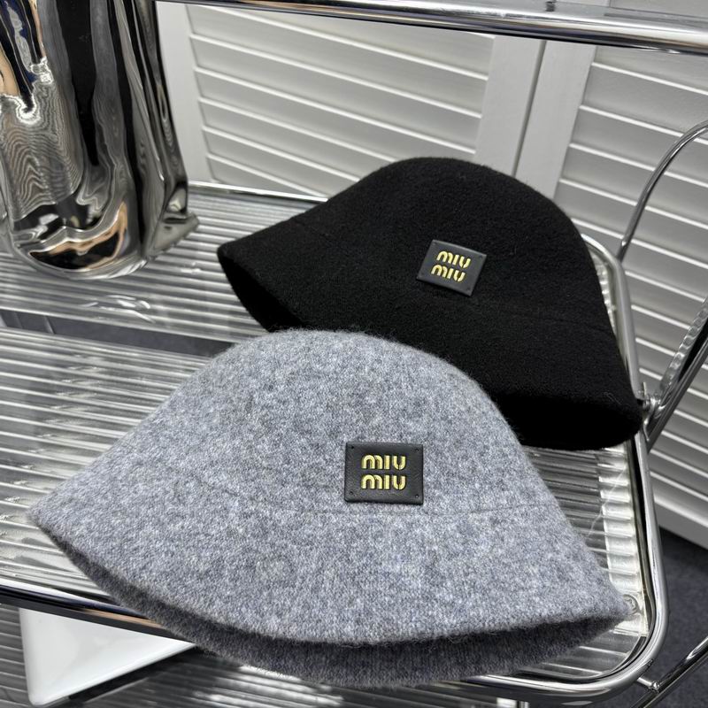 Miumiu hat dx (109)
