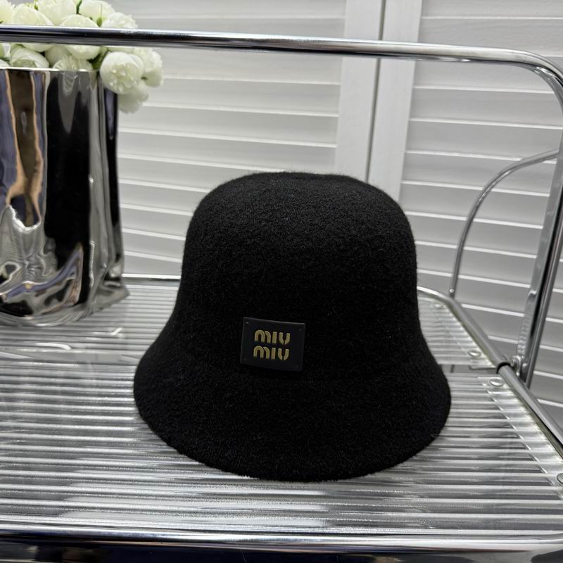 Miumiu hat dx (111)