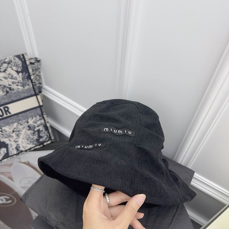Miumiu hat dx (217)