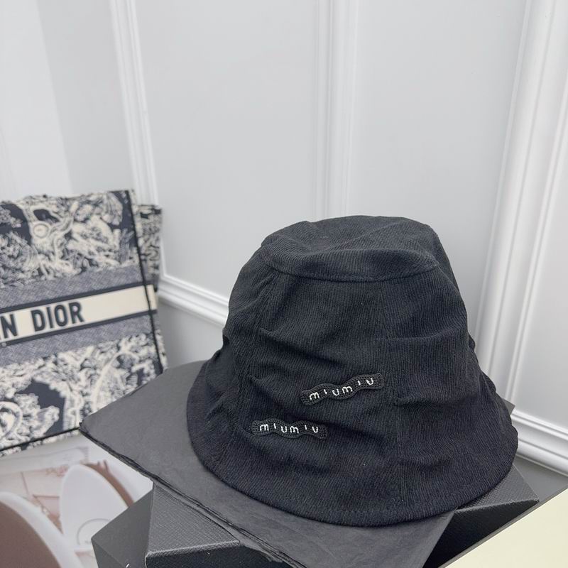 Miumiu hat dx (219)