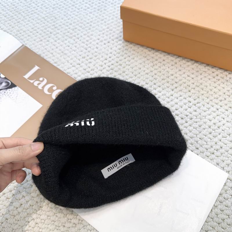 Miumiu hat dx (231)