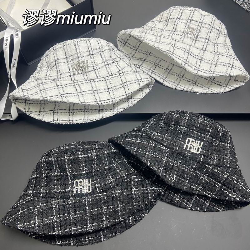 Miumiu hat dx (256)