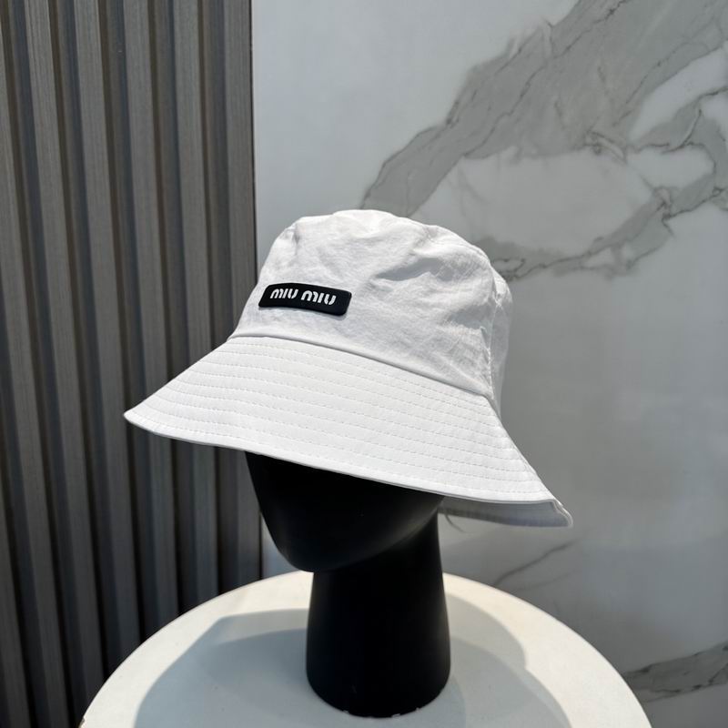 Miumiu hat dx (438)