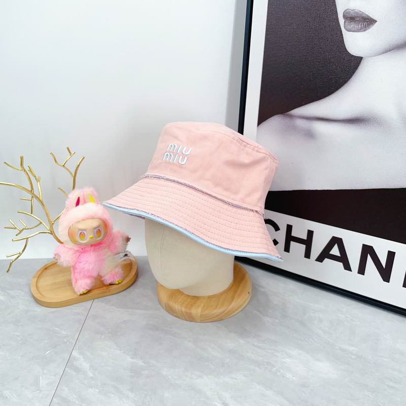 Miumiu hat dx (467)