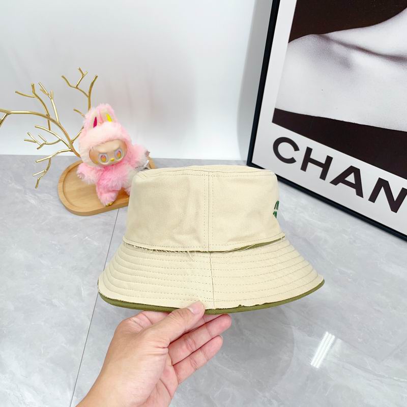 Miumiu hat dx (471)