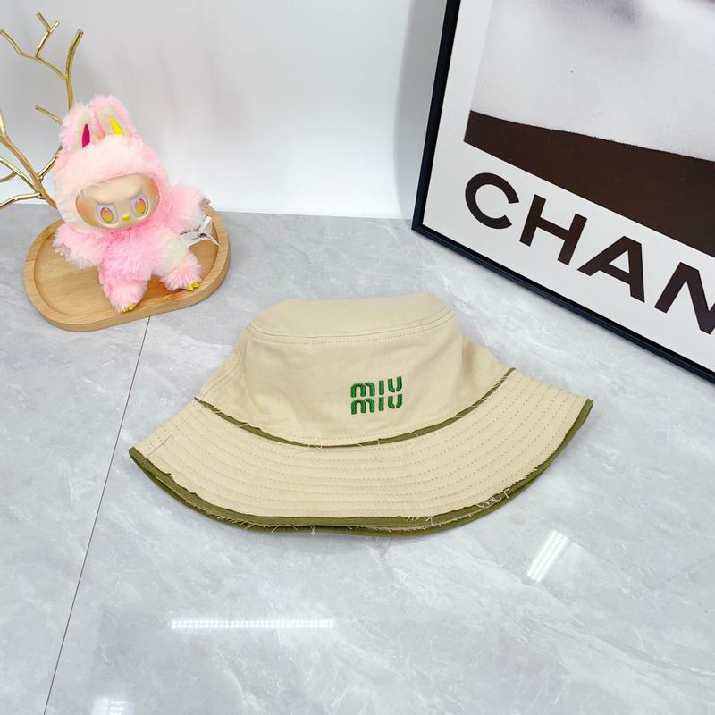 Miumiu hat dx (474)