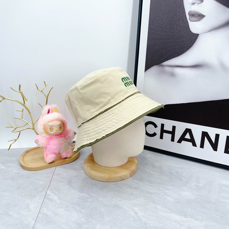Miumiu hat dx (476)