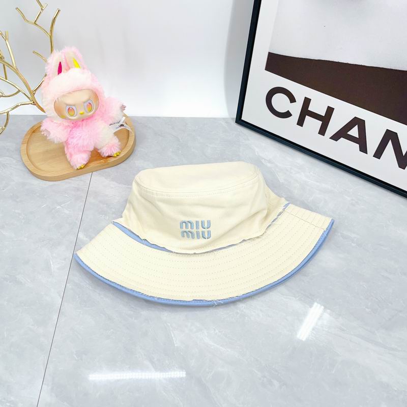 Miumiu hat dx (483)