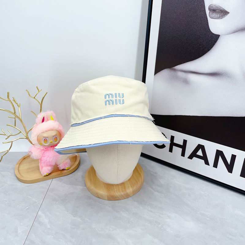 Miumiu hat dx (486)