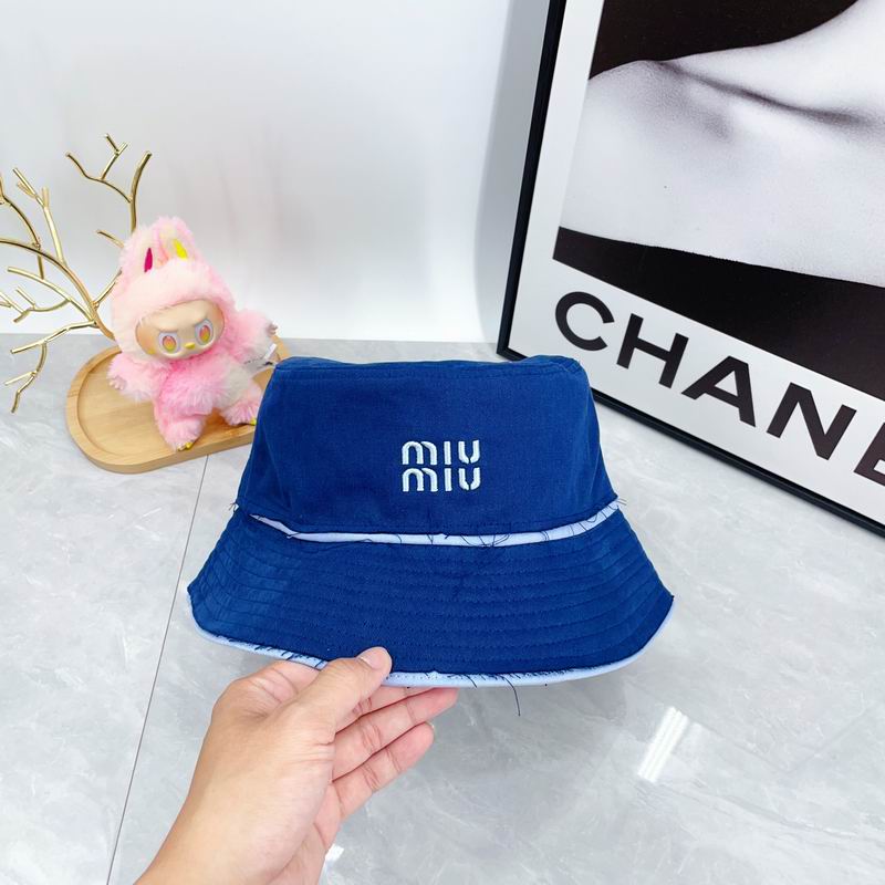Miumiu hat dx (490)
