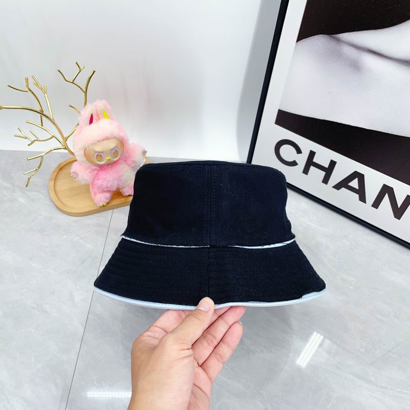 Miumiu hat dx (498)