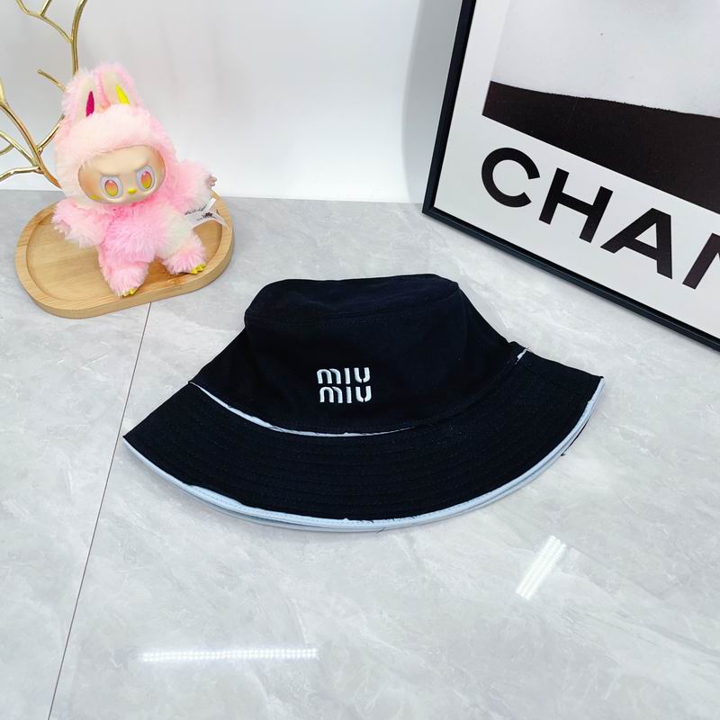 Miumiu hat dx (501)