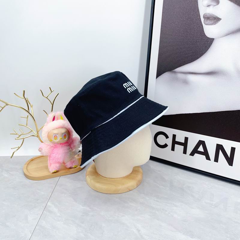 Miumiu hat dx (502)