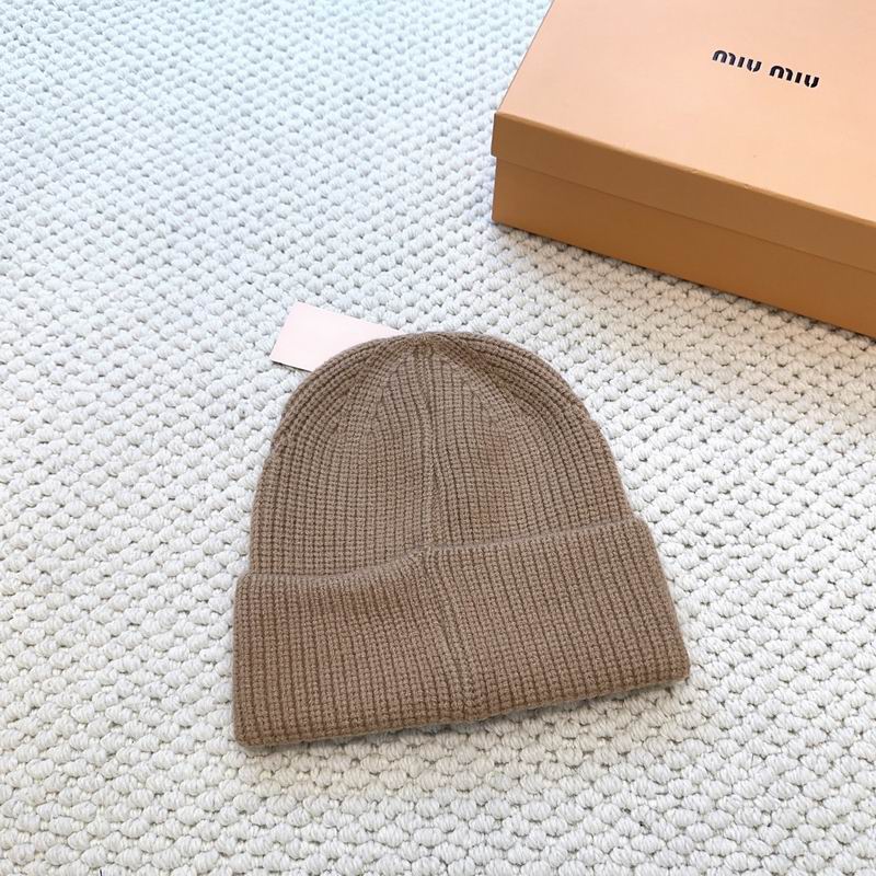 Miumiu hat dx (553)