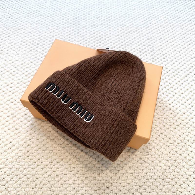 Miumiu hat dx (557)