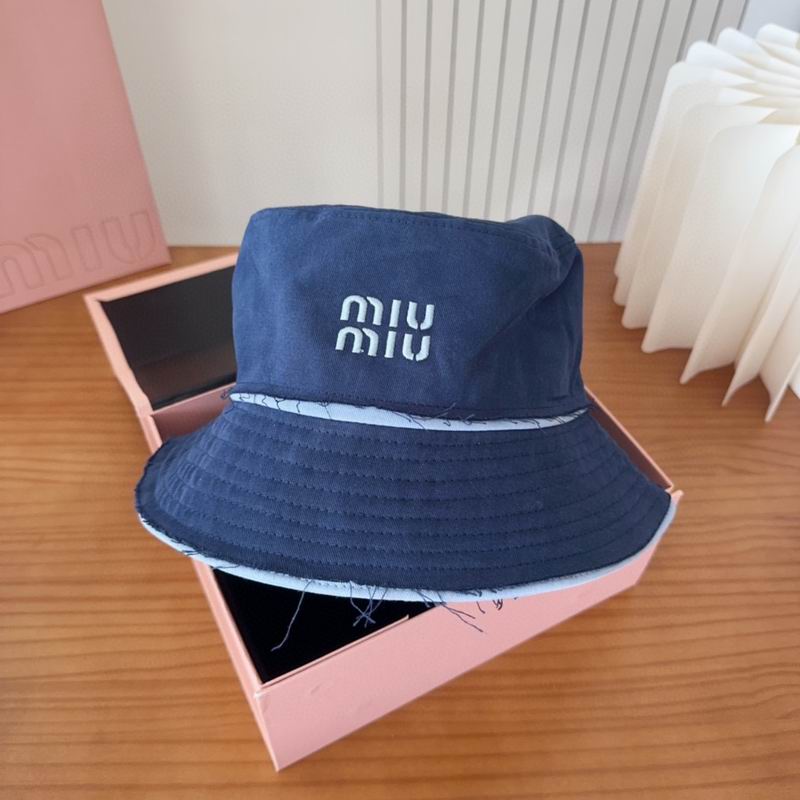 Miumiu hat dx (694)