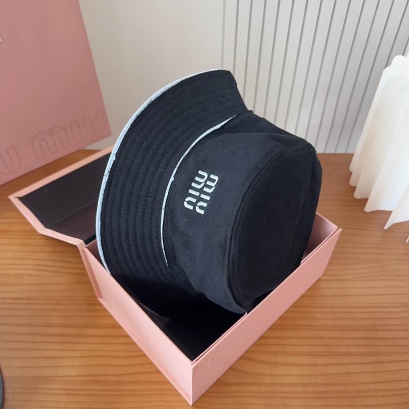 Miumiu hat dx (724)