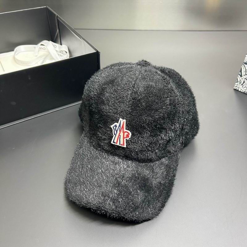 Moncler Cap dx (1)