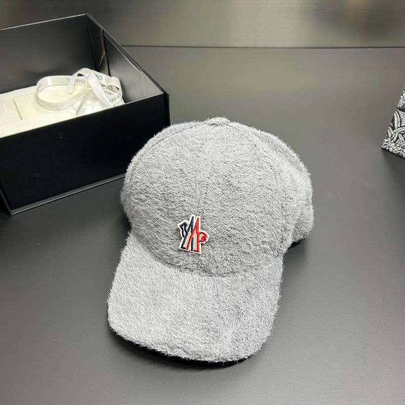 Moncler Cap dx (3)