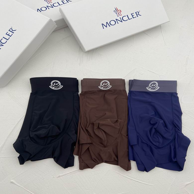 Moncler L-XXXL   (4)