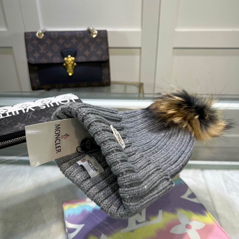 Moncler hat dx (1745)