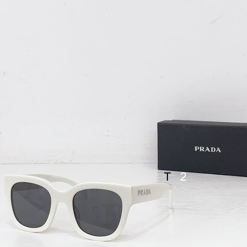 Prada 081301 b05