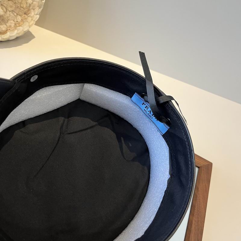 Prada Cap dx (563)