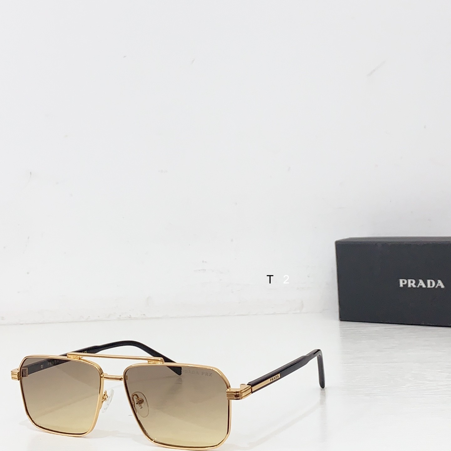 Prada PR61S 60 15-147 b01