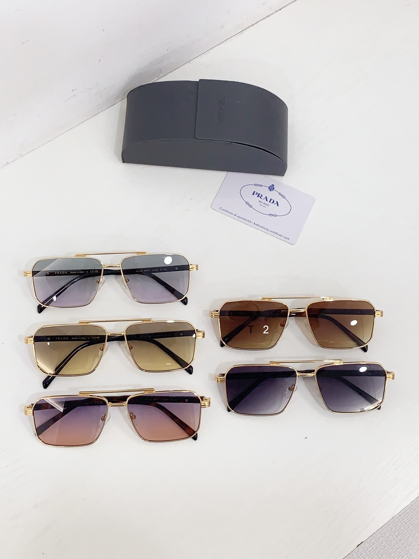 Prada PR61S 60 15-147 b08