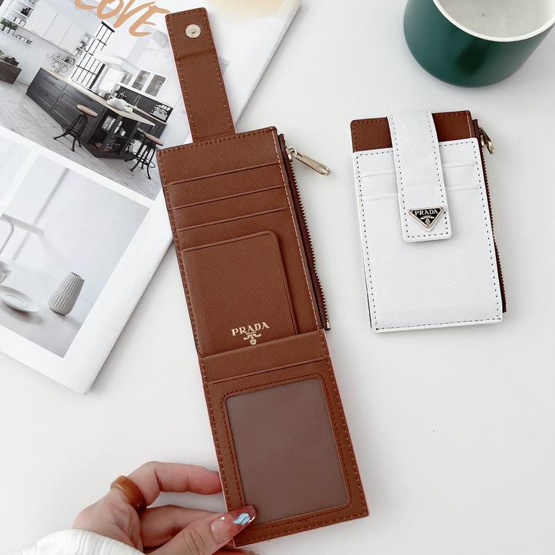 Prada card bag (472)