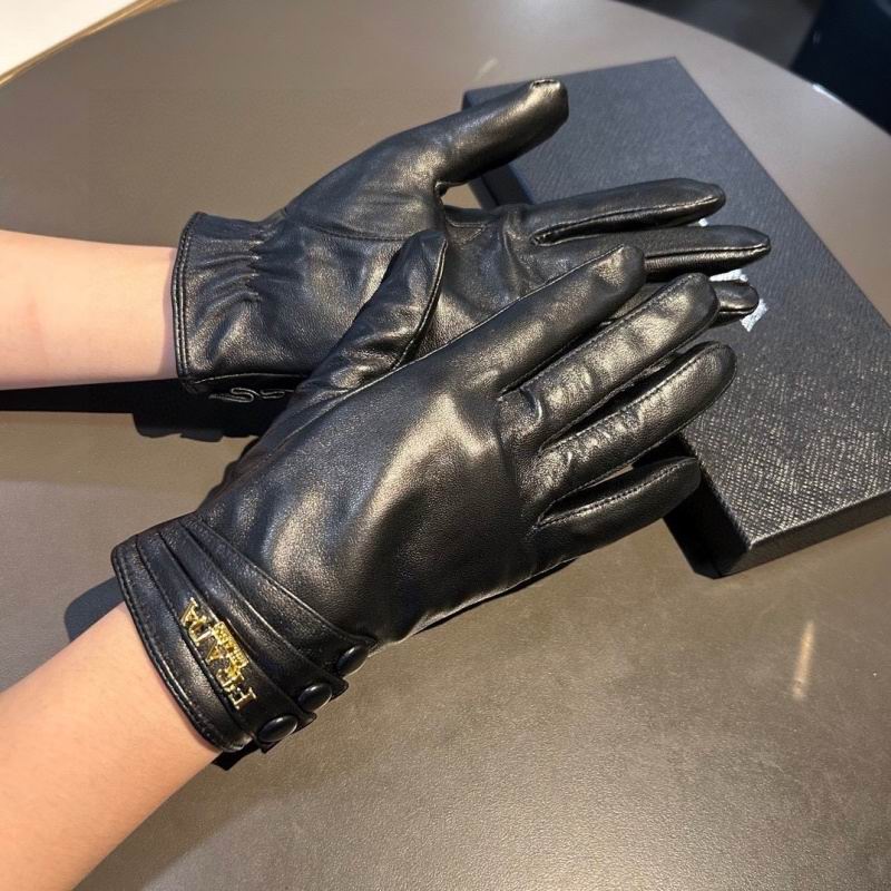Prada gloves hm (21)
