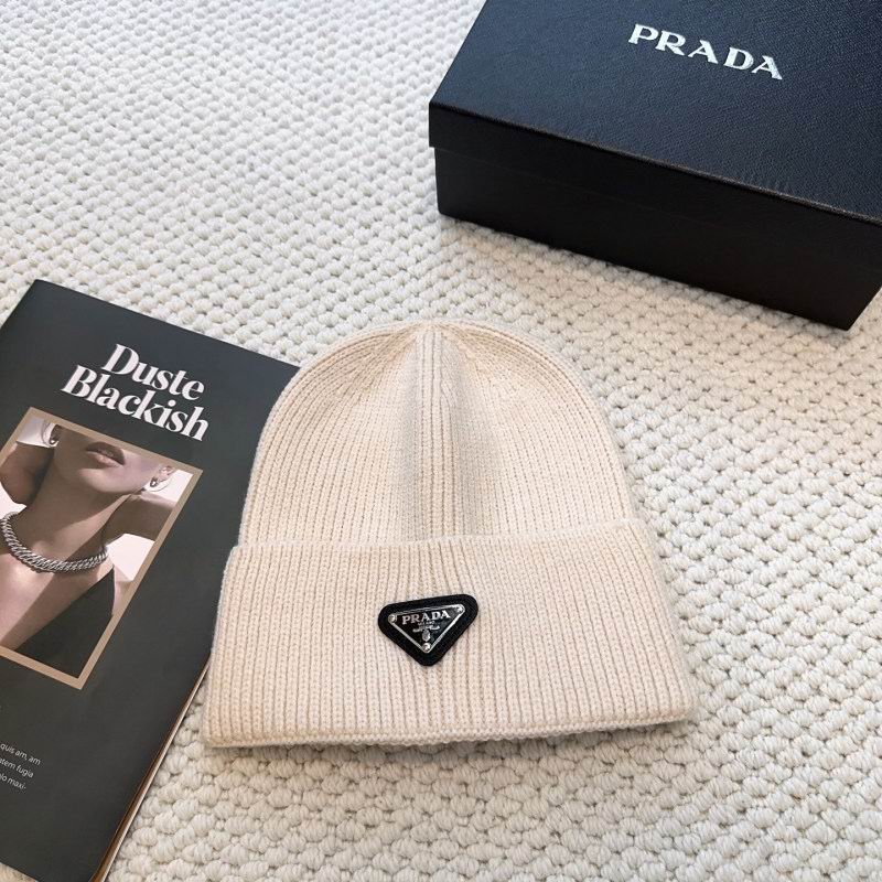 Prada hat hm (4)
