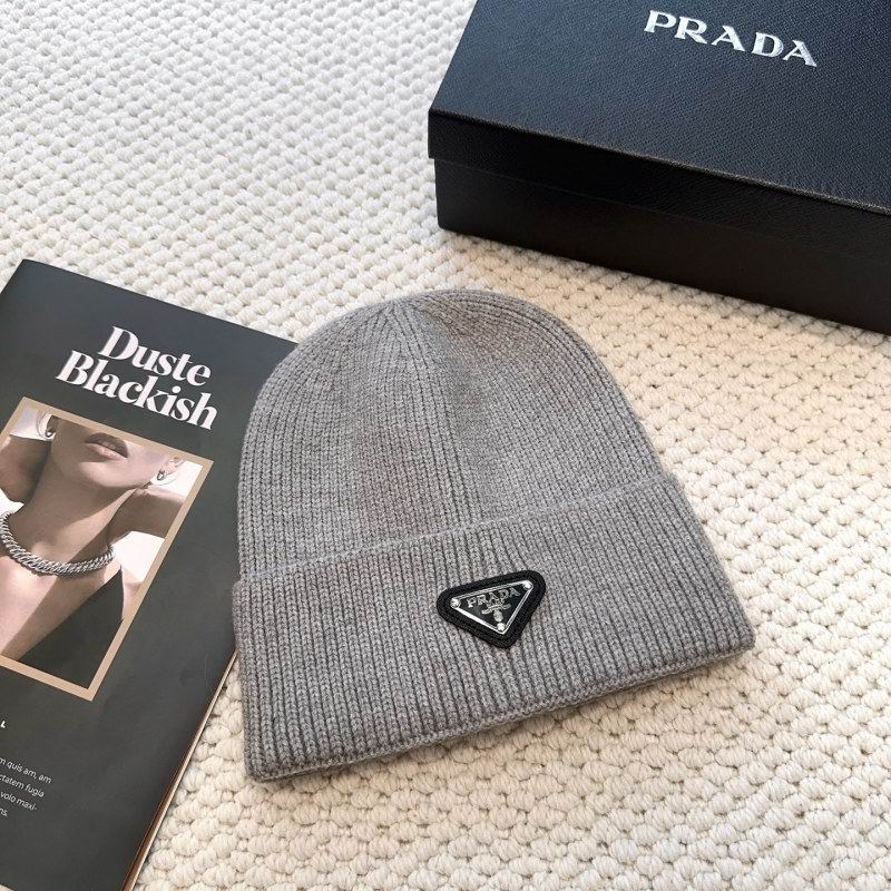 Prada hat hm (5)