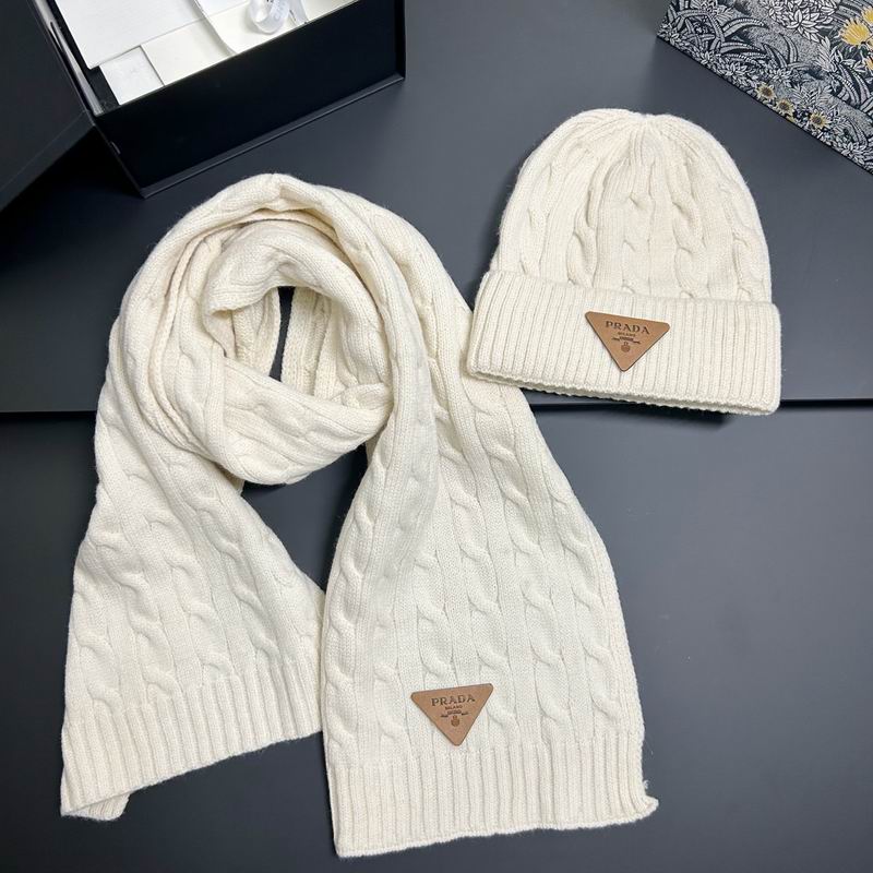Prada scarf hat dx (130)