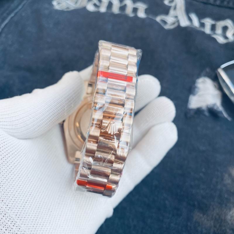 Rolex 41mm 56-Day date (4)