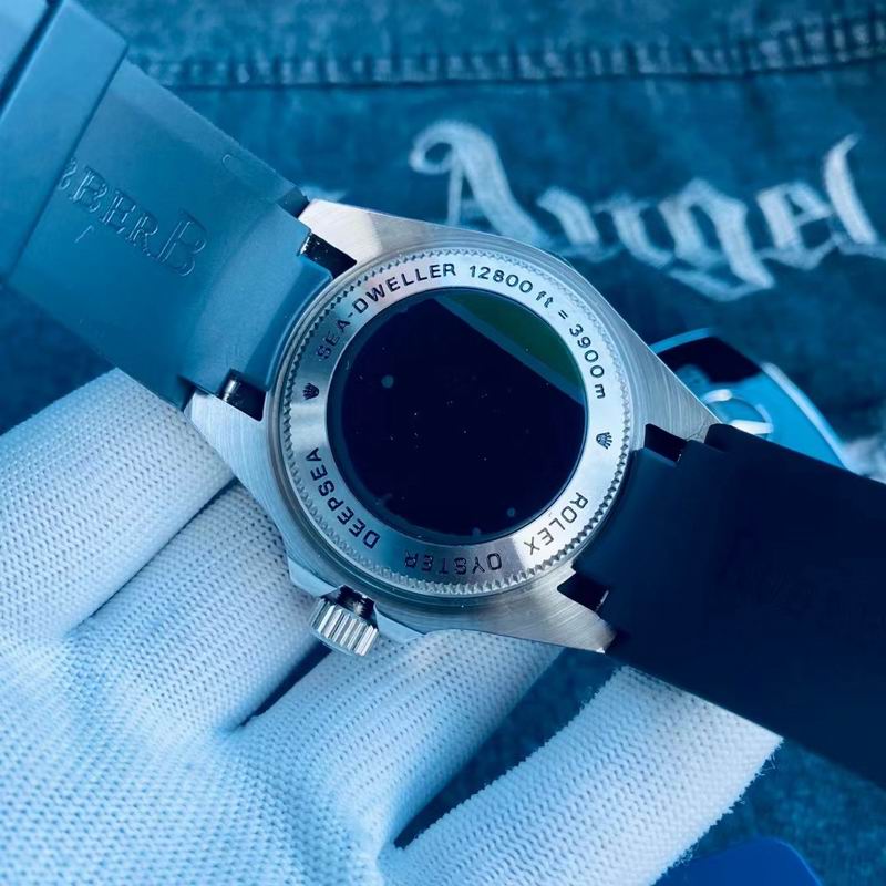 Rolex 44mm 37-sea dweller (2)