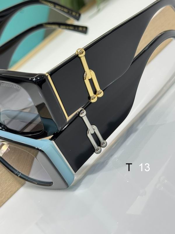 TIFFANY CO MODELTF4208 54 17-140 k09