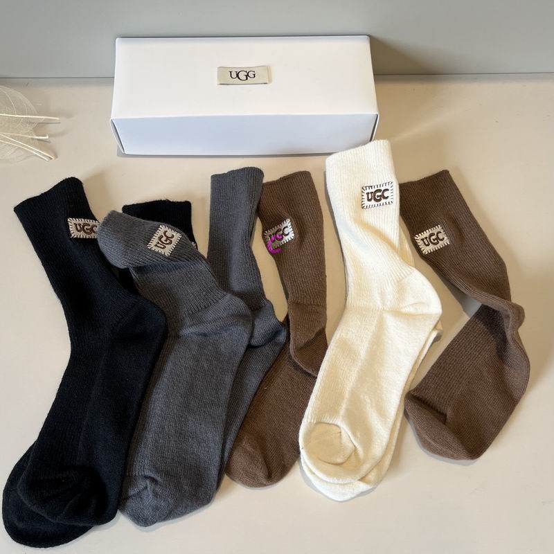 UGG Socks (193)