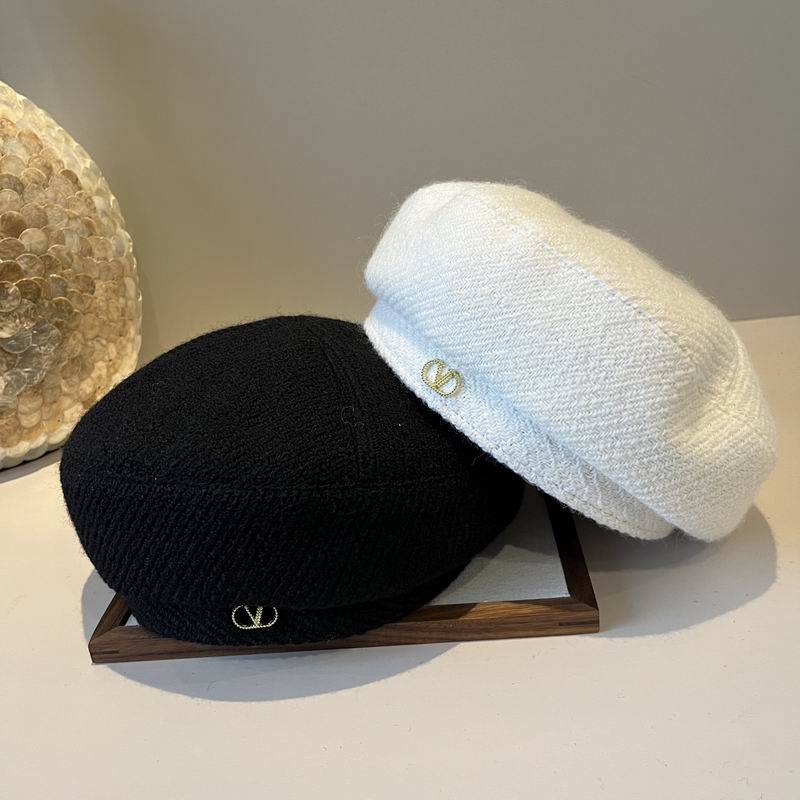 Valentino beret dx (363)