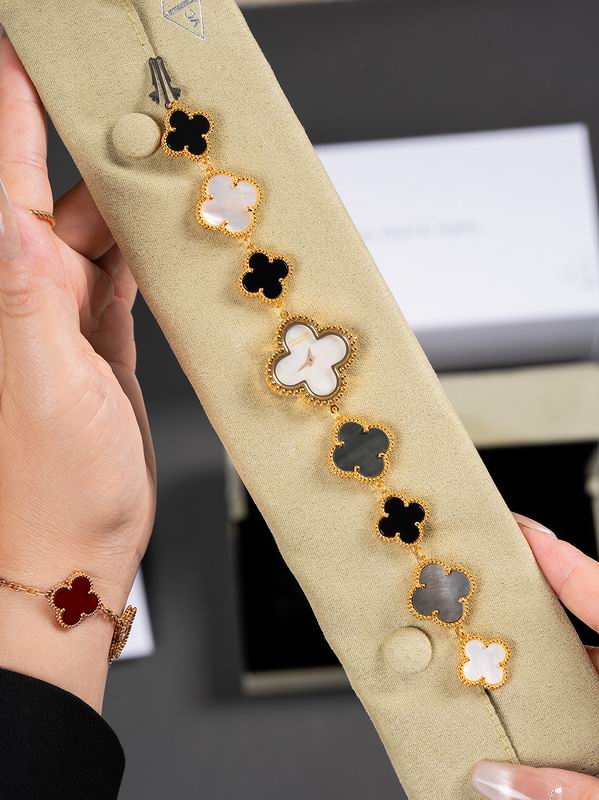 Van Cleef & Arpels 27mm 05 (33)