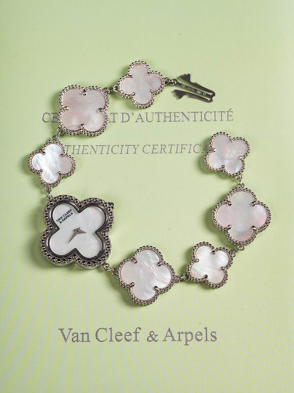 Van Cleef & Arpels 27mm 05 (52)