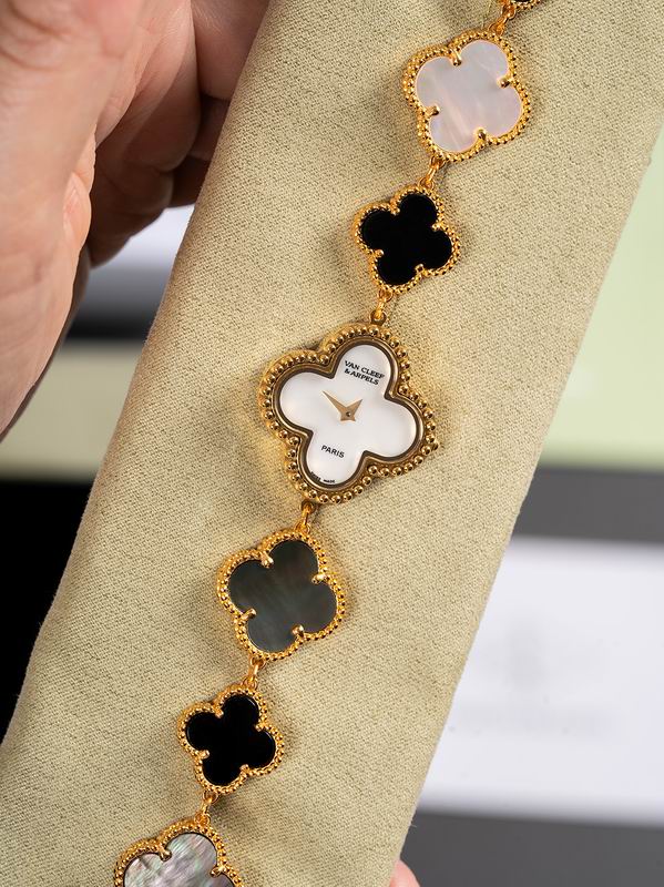 Van Cleef & Arpels 27mm 05 (59)