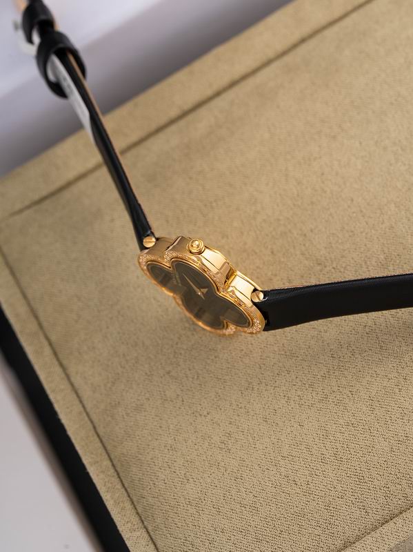 Van Cleef & Arpels 29.7mm 06 (3)