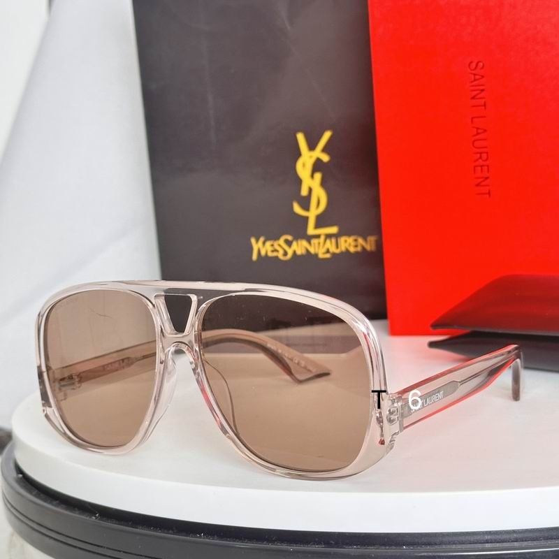 YSL 652 59 14-135 e03