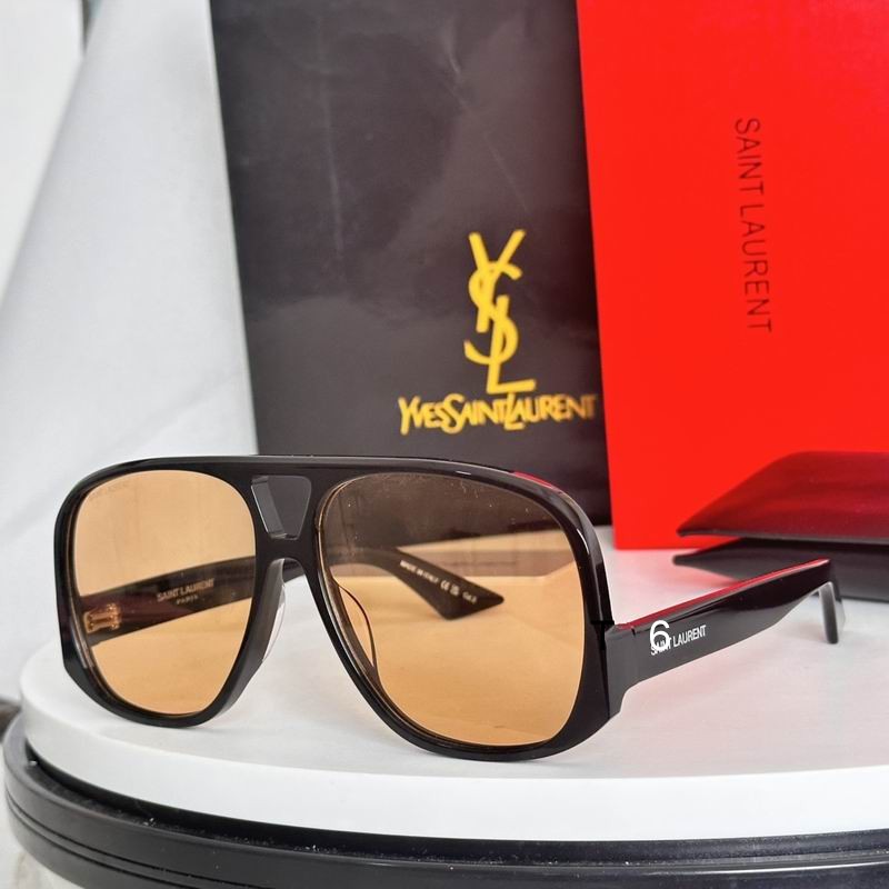 YSL 652 59 14-135 e04
