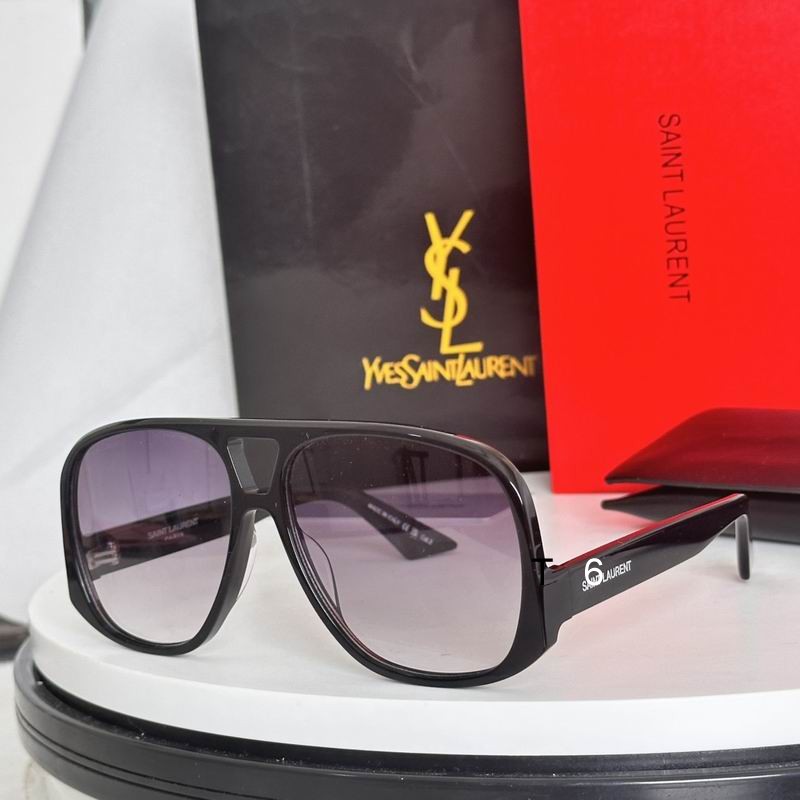 YSL 652 59 14-135 e07