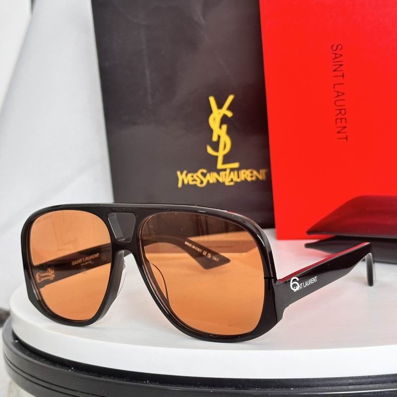 YSL 652 59 14-135 e08