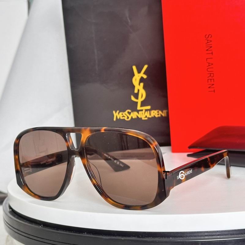 YSL 652 59 14-135 e09