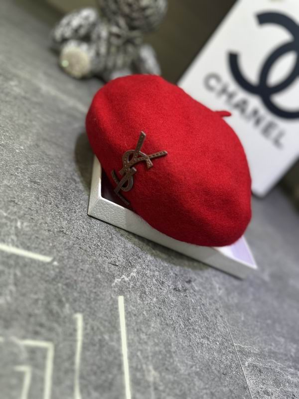 YSL beret dx (243)